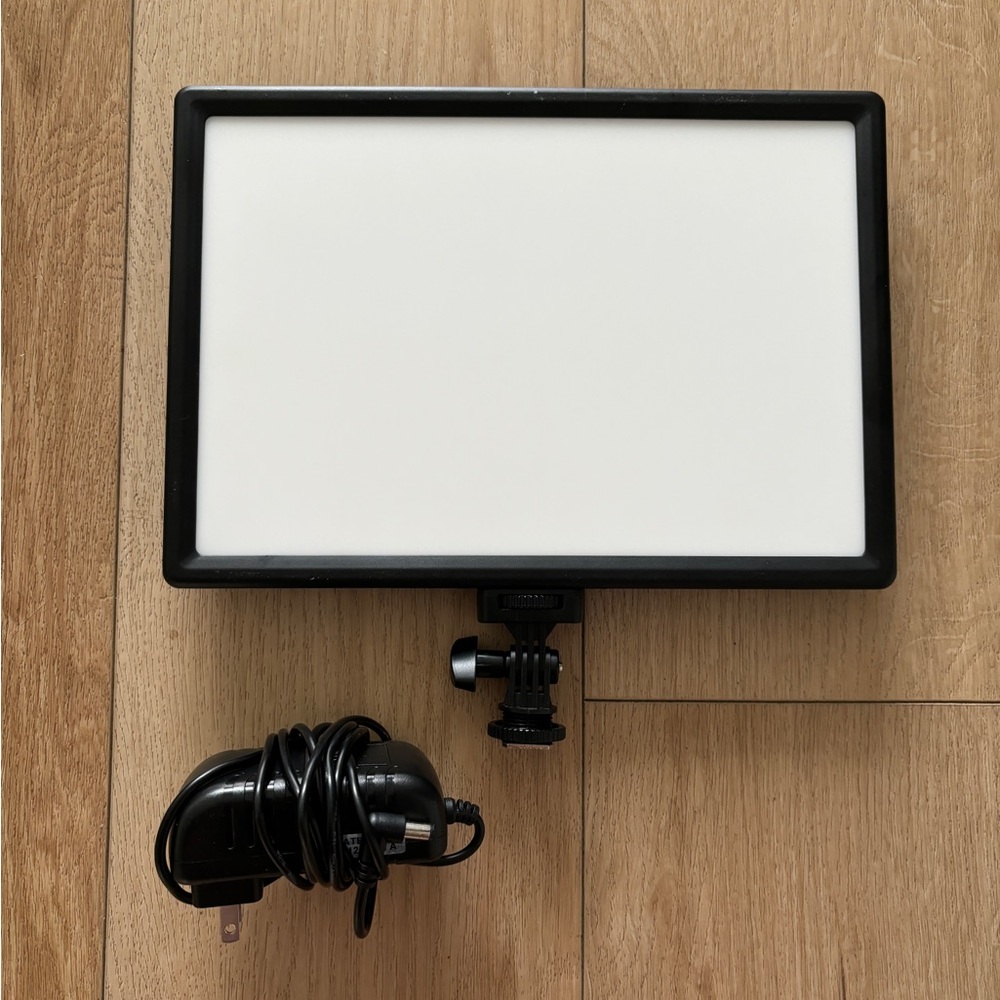 NEEWER Light for photography/videography
